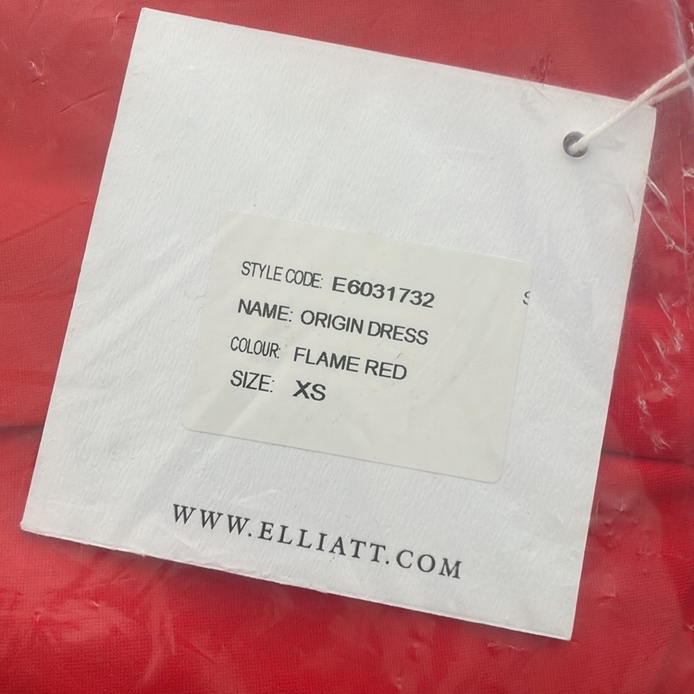 NWT ELLIATT 'Origin' Flame Red Knit Strapless Asymmetrical Hem Dress Size XS - Picture 5 of 5